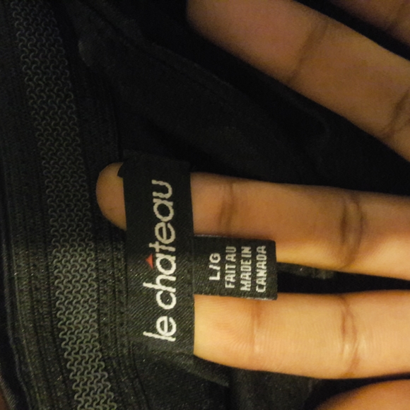 Le Chateau - Picture 2 of 2